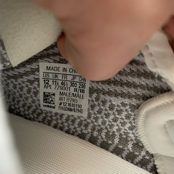 Yeezy Boost 350 v2 Static ‘non-reflective’ - Picture 3 of 8